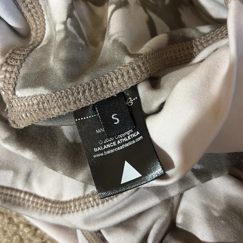 Balance Athletica Vitality Oasis OG Legging, Marble Print - Picture 4 of 10